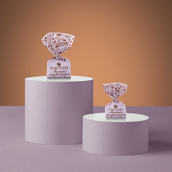 Metal Tin Dark Chocolate Almond