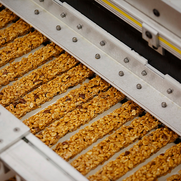 Organic Multiseed Bar Carrot & Almond